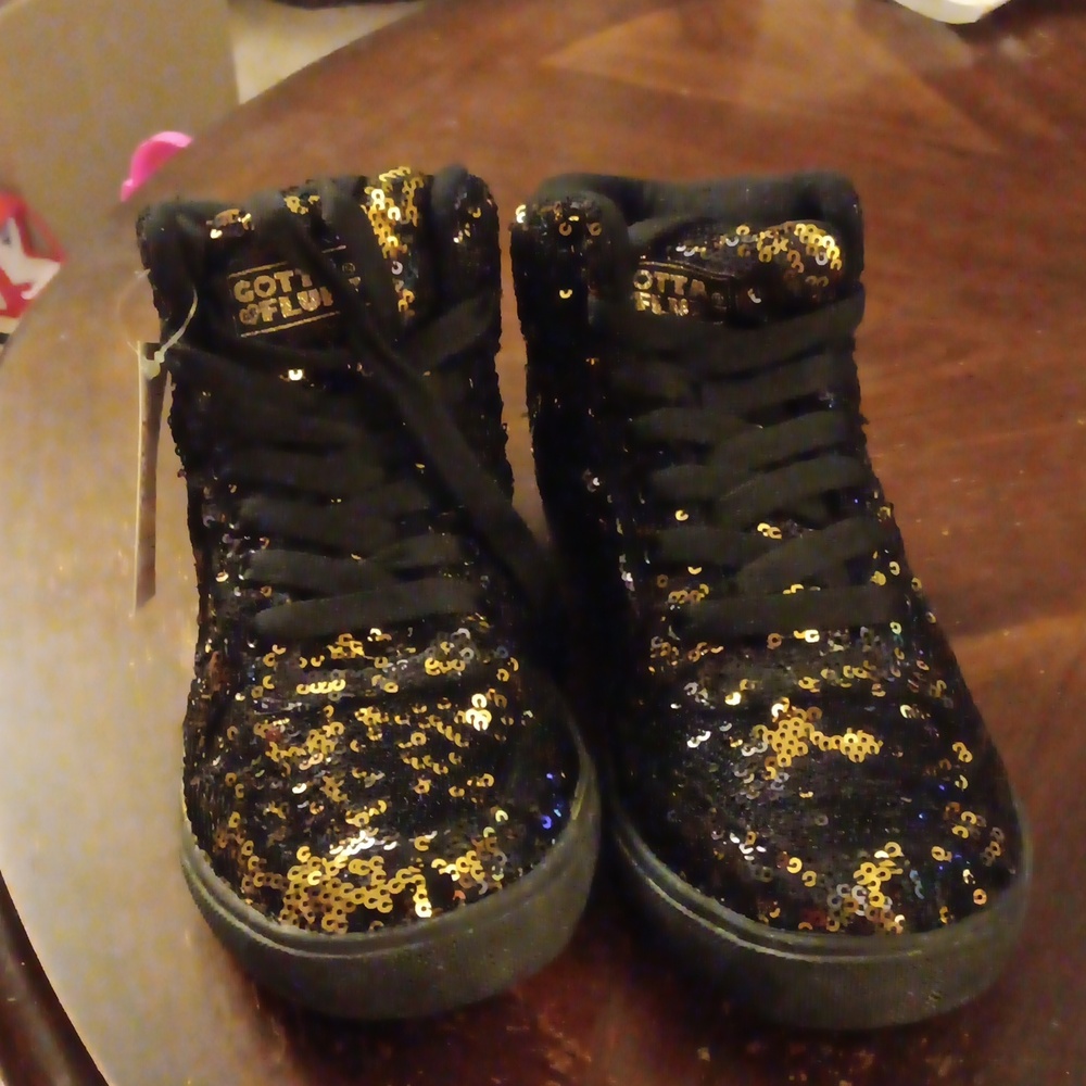 GOTTA FLURT DANCE SNEAKERS